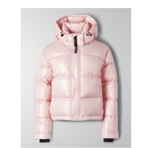 Aritzia TNA coat - the super puff shorty (limited edition colour)